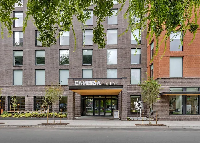 Cambria Hotel Portland - Pearl District